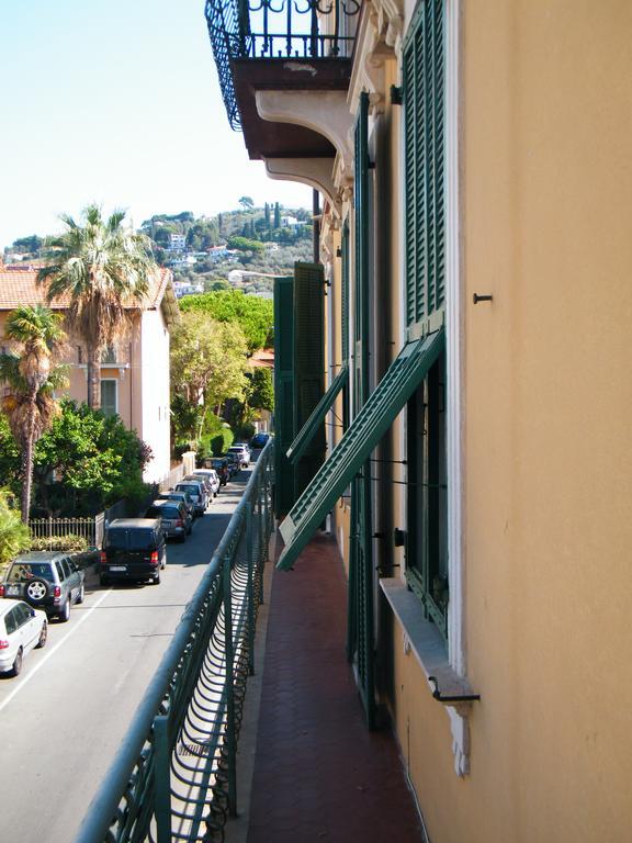 Appartamento Vacanze I Provenzali Bordighera Exterior photo